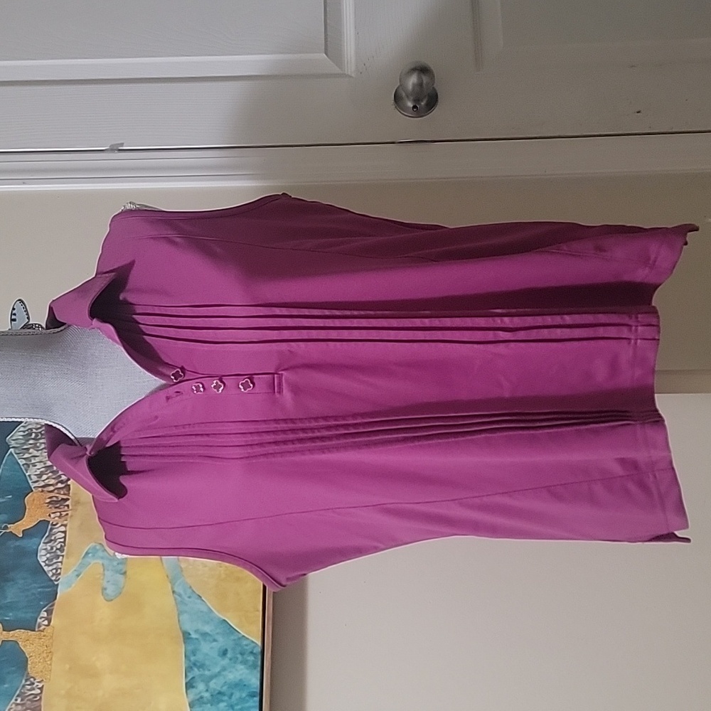Cracked Wheat  womens sleeveless top in very good condition size L